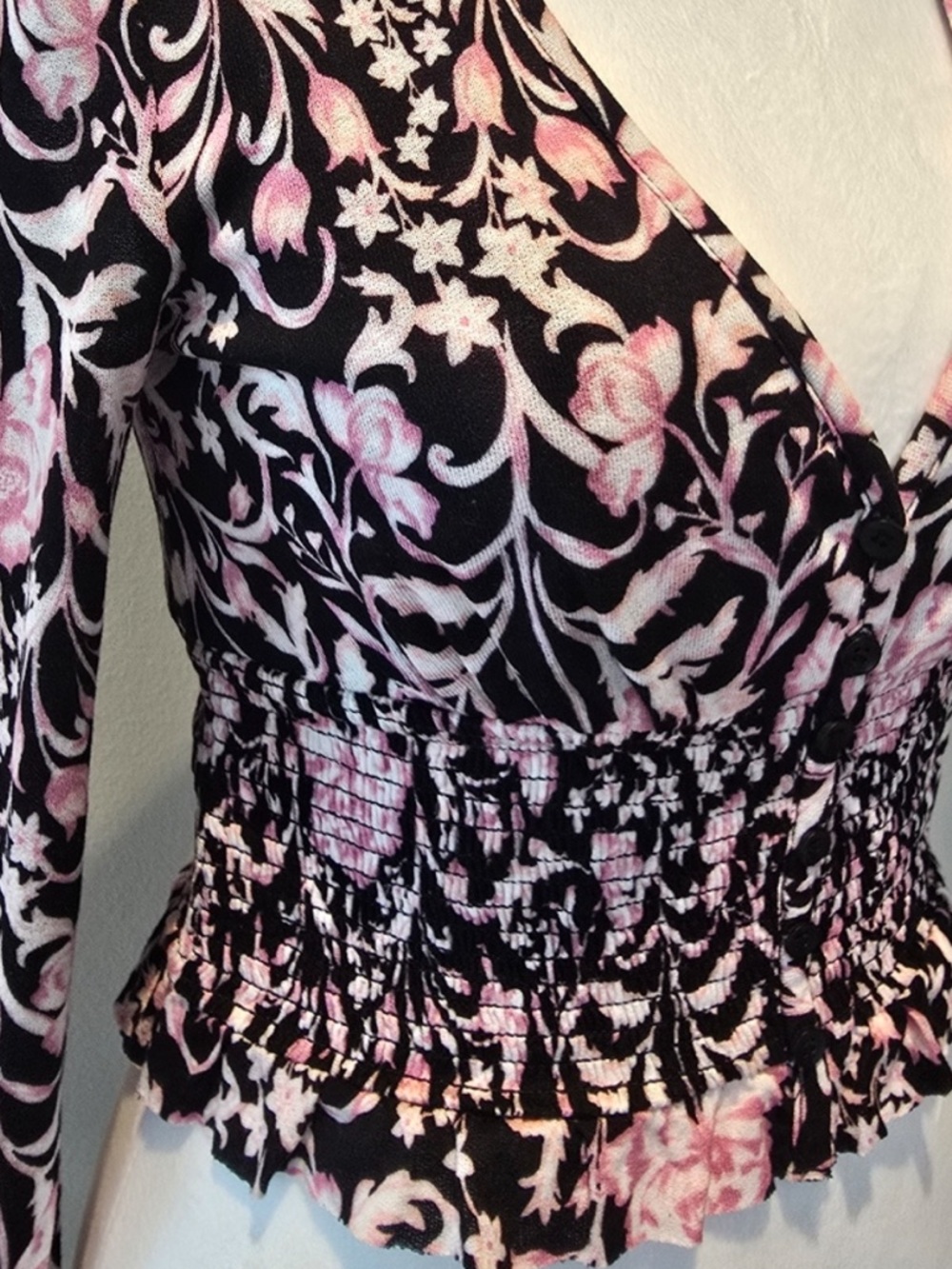 Urban Outfitters Pink Floral Smocked V-Neck Long Sleeve Top - Picture 3 of 4